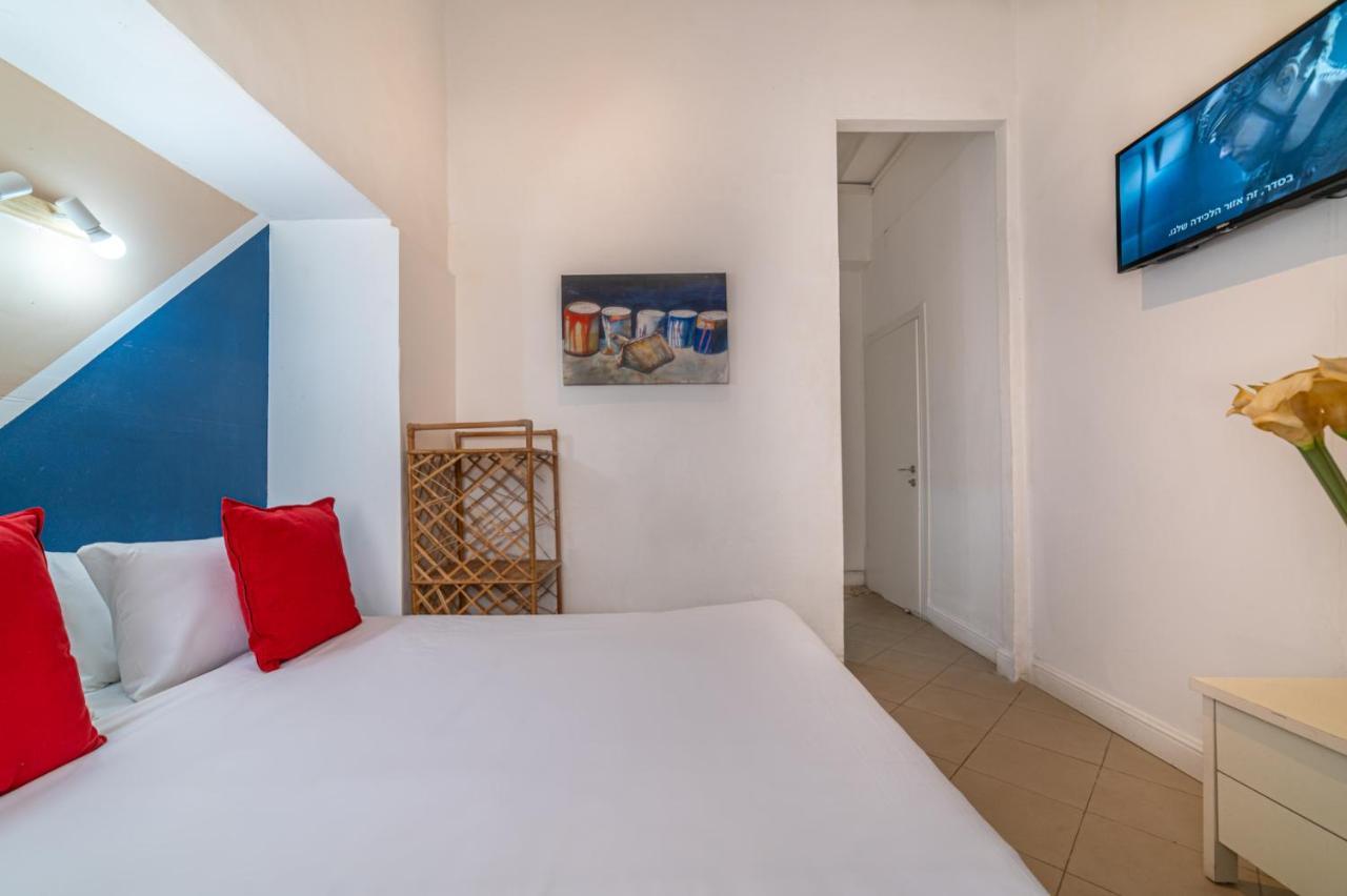 Paamonim Apartment